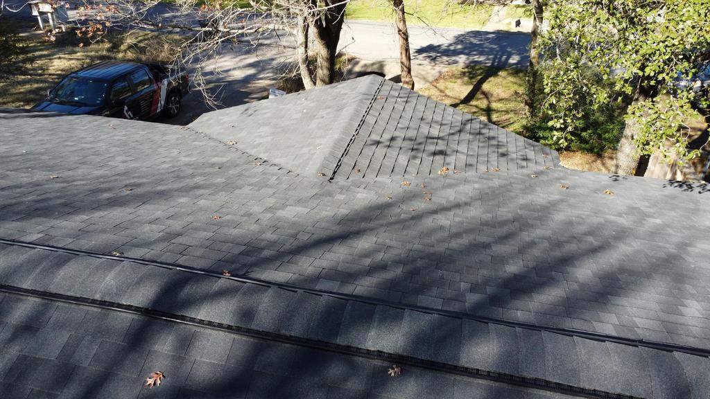 Onyx Black - Owens Corning TruDefinition Oakridge by RoofsOnly.com