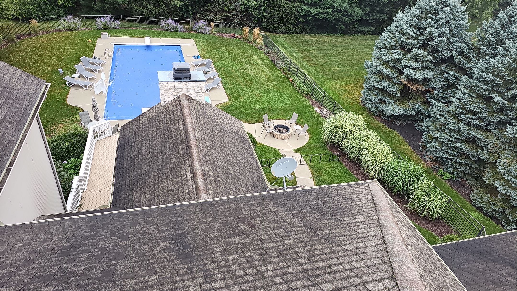 ATLAS PINNACLE COLOR: WEATHERED WOOD by Eagle Eye Roofing