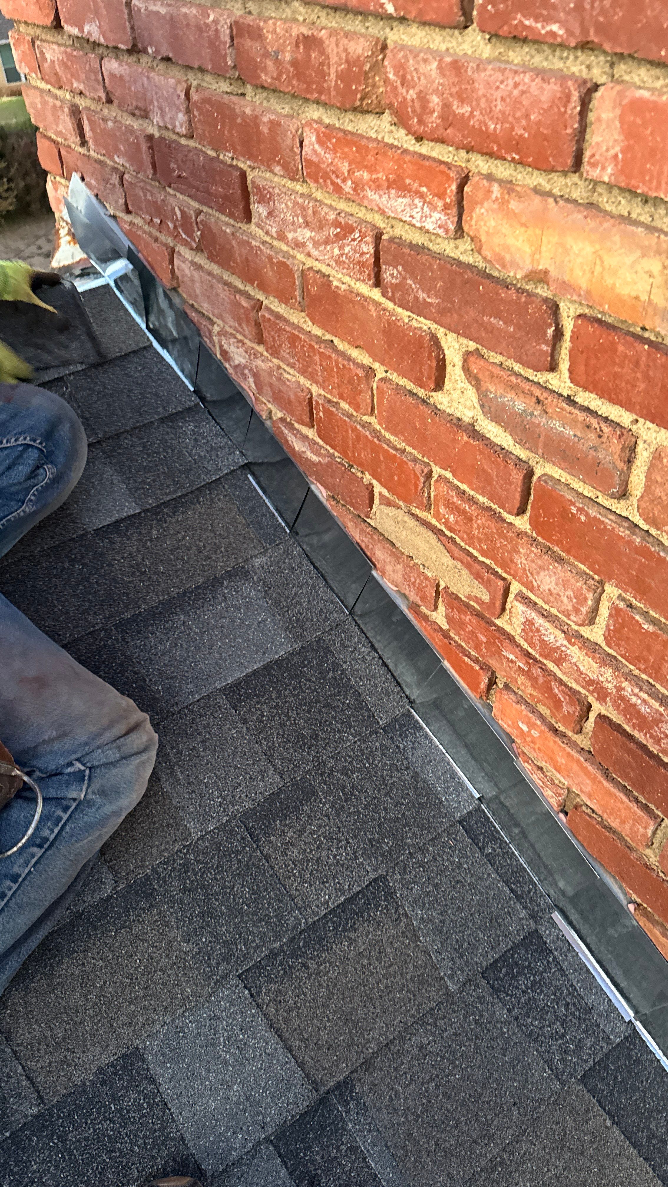 Owens Corning - Williamsburg Gray by Frontline Roofing and Construction
