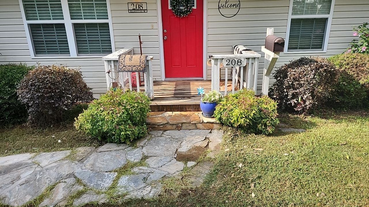 House Wash using cleaner by Power Wash Masters LLC