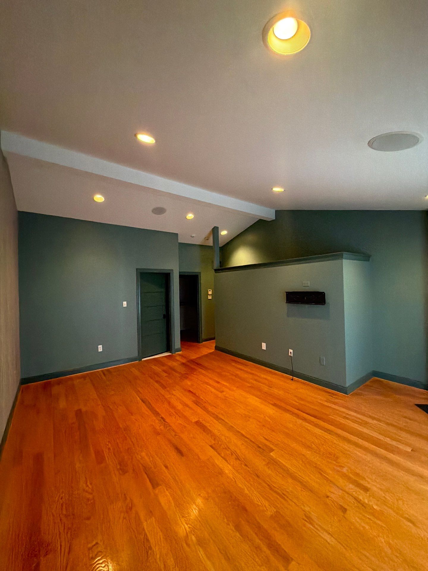 🏡 Multi-Level Interior Makeover with Custom Color Design in Graduate Hospital by Groovy Hues