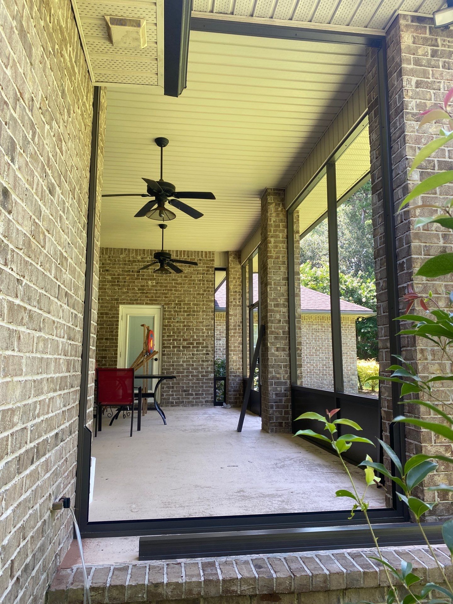 Niceville Screen Under by Titan Sunrooms