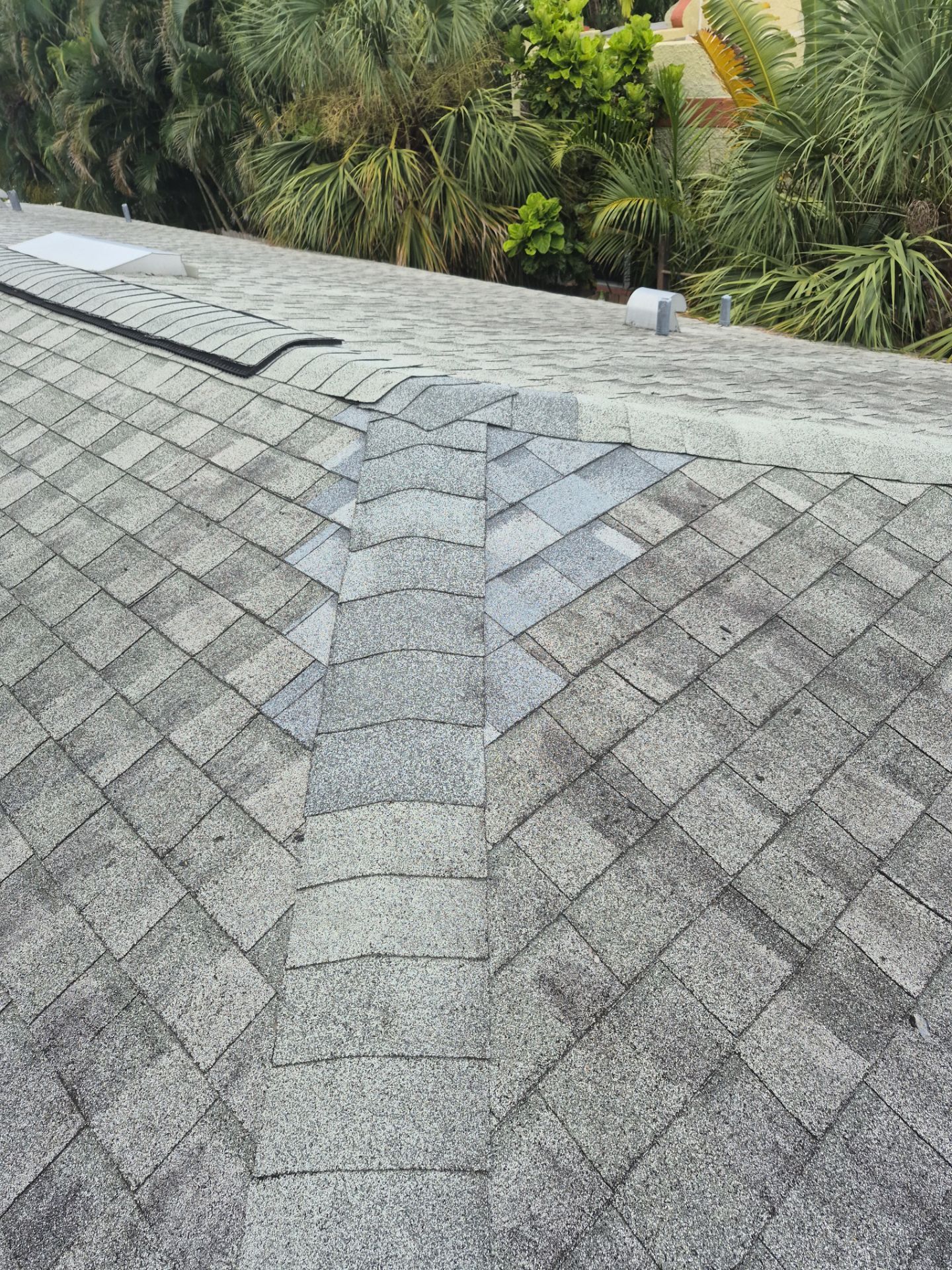 Project in St. Petersburg 33707 by Mitchell Roofing Company LLC 