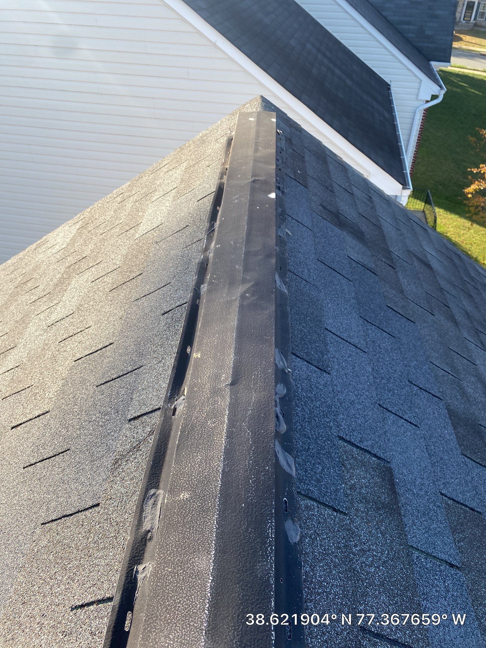 Woodbridge CertainTeed Landmark Roof in Charcoal Black by RM Banning, Inc.