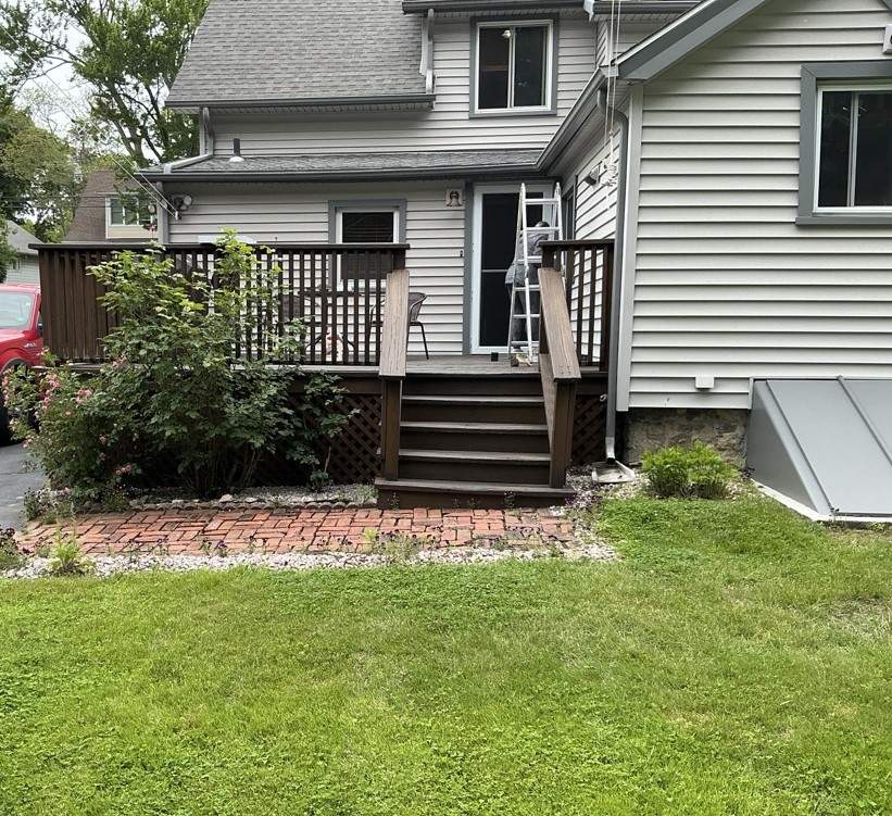 Deck Replacement using Trex Lineage Rainier with matching Cocktail rail and Lattice by DiGiorgi Roofing and Siding Inc