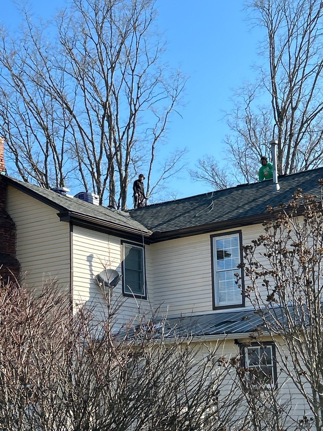 Residential Roofing Installation using GAF Timberline HDZ Harvest Blend in Nantucket Morning by Undersun Roofing 