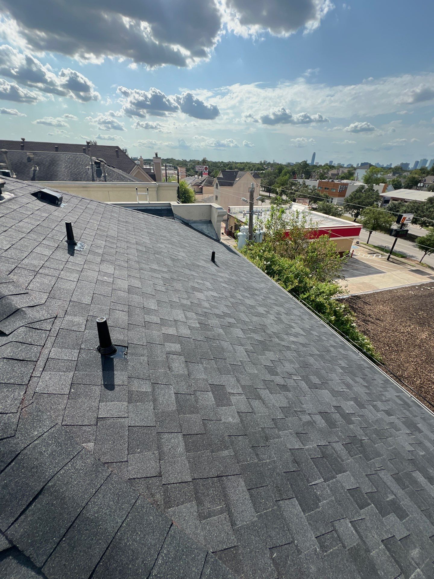 Residential Roofing Installation using Owen's Corning Duration (Lifetime) Shingles by Roof Repair Company