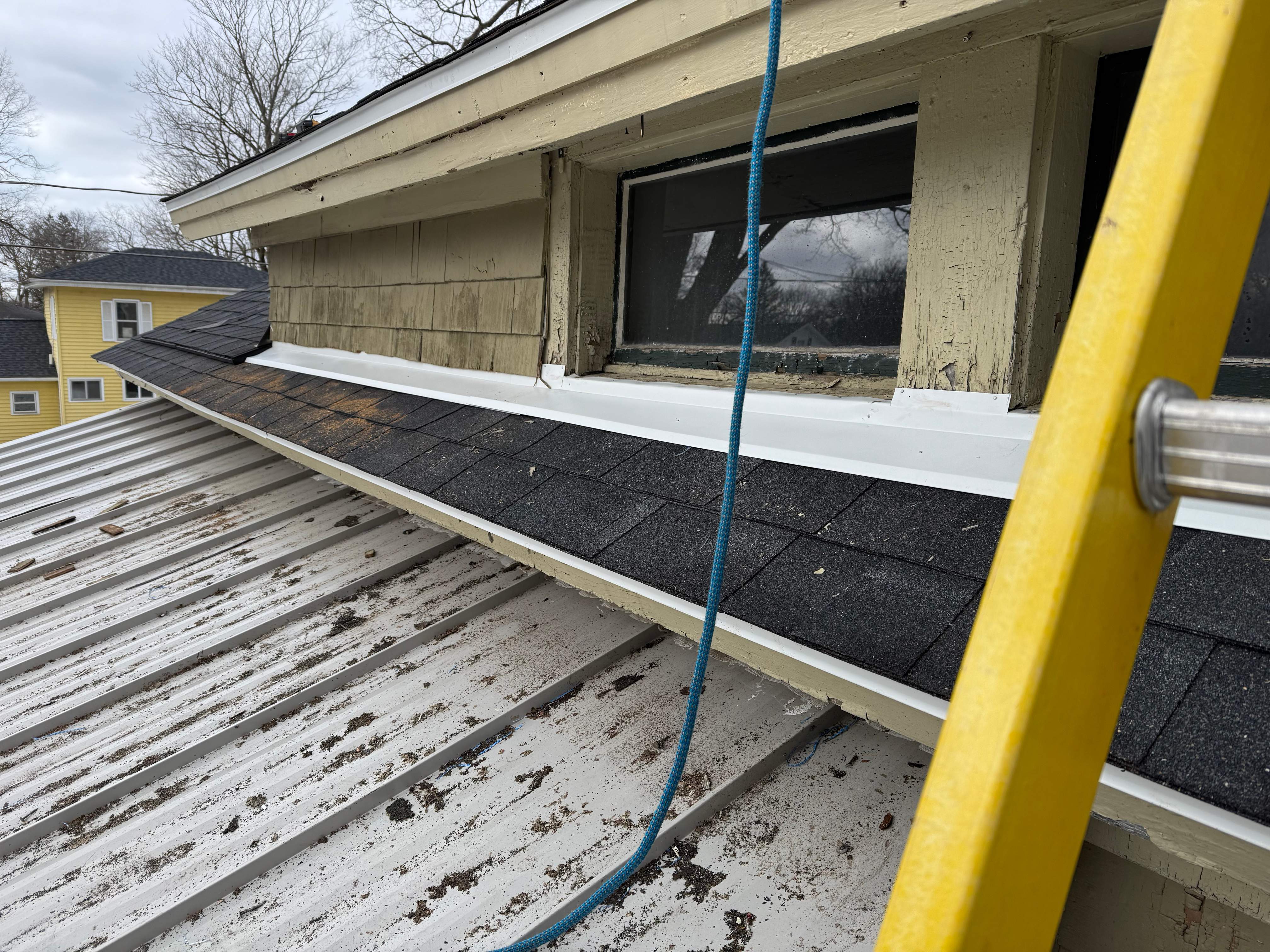 Residential Roof Replacement with Atlas Impact Resistant Shingles by GRACCO
