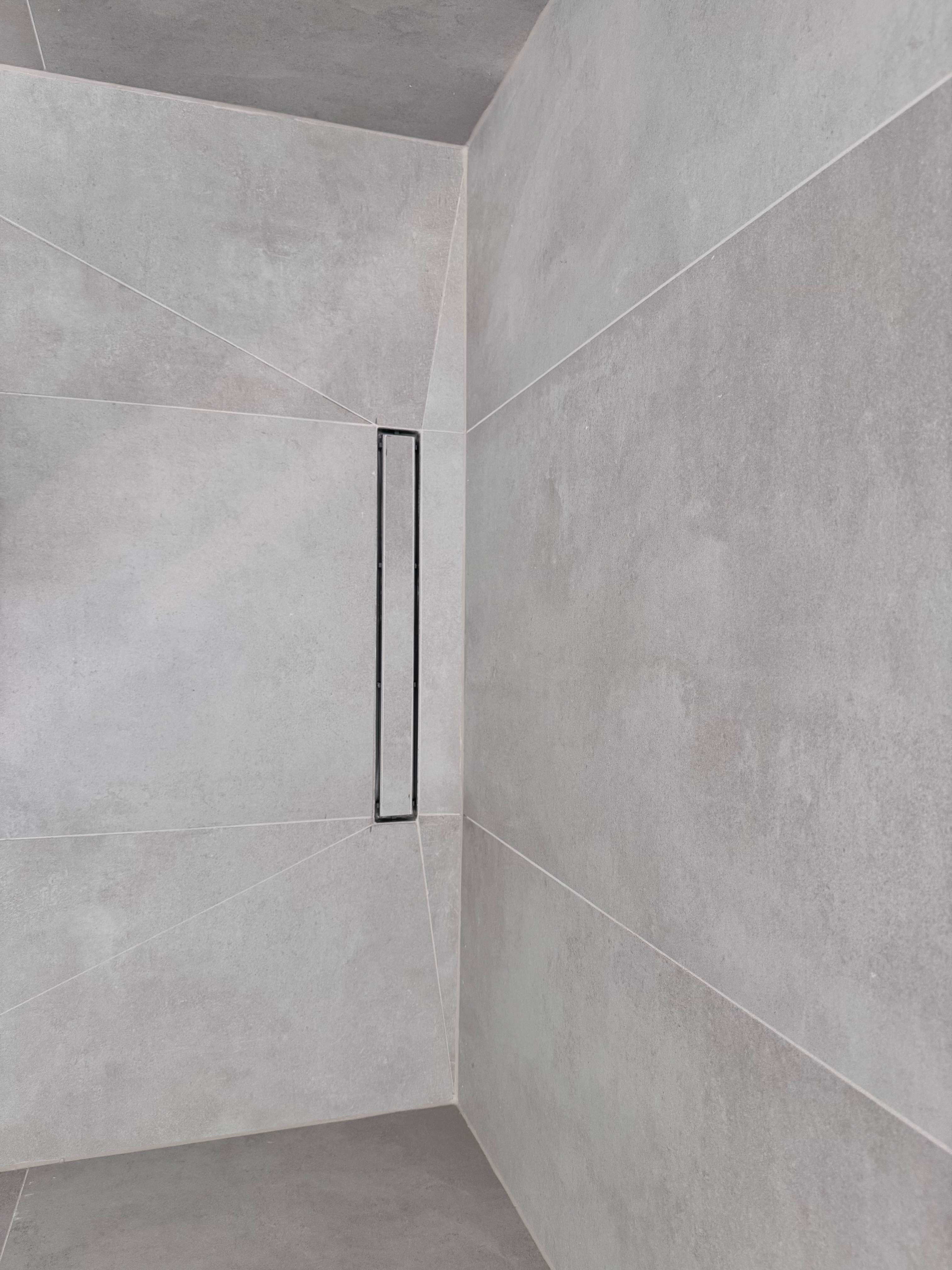 Master bathroom renovation by Prudencio