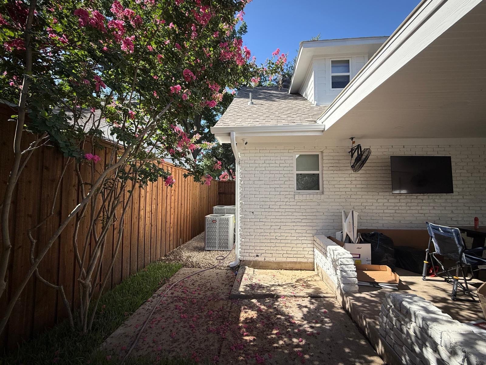 Project in Dallas by Armor Roofing | Exteriors