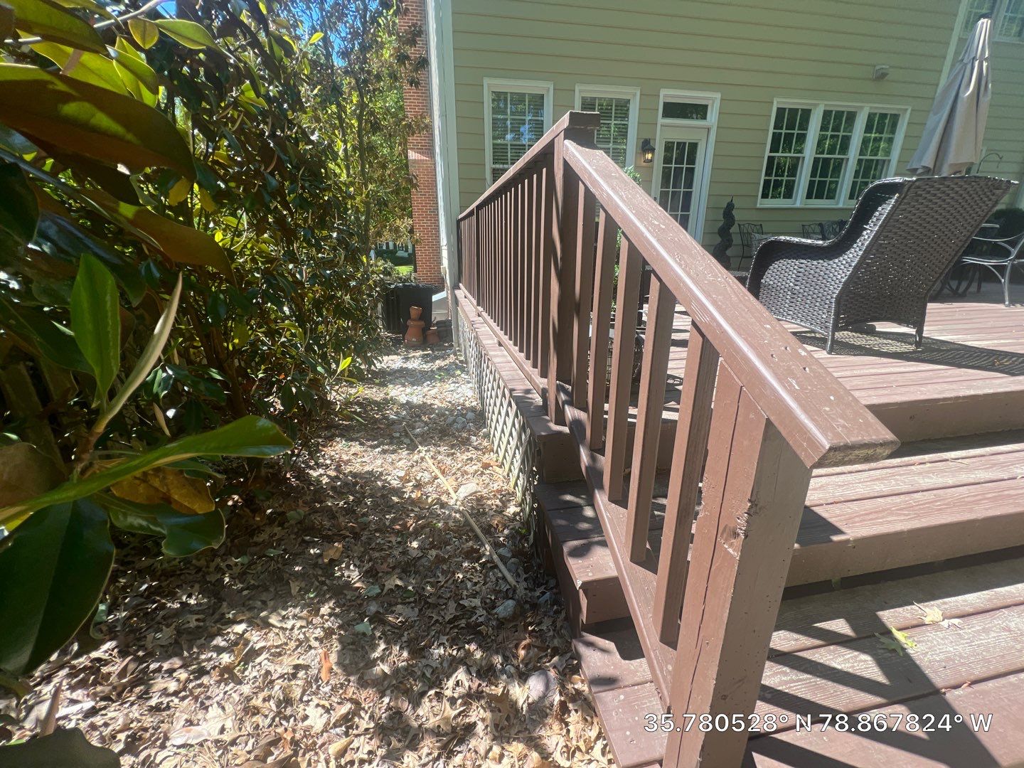 Coated Deck using AcryFin by DuraSeal