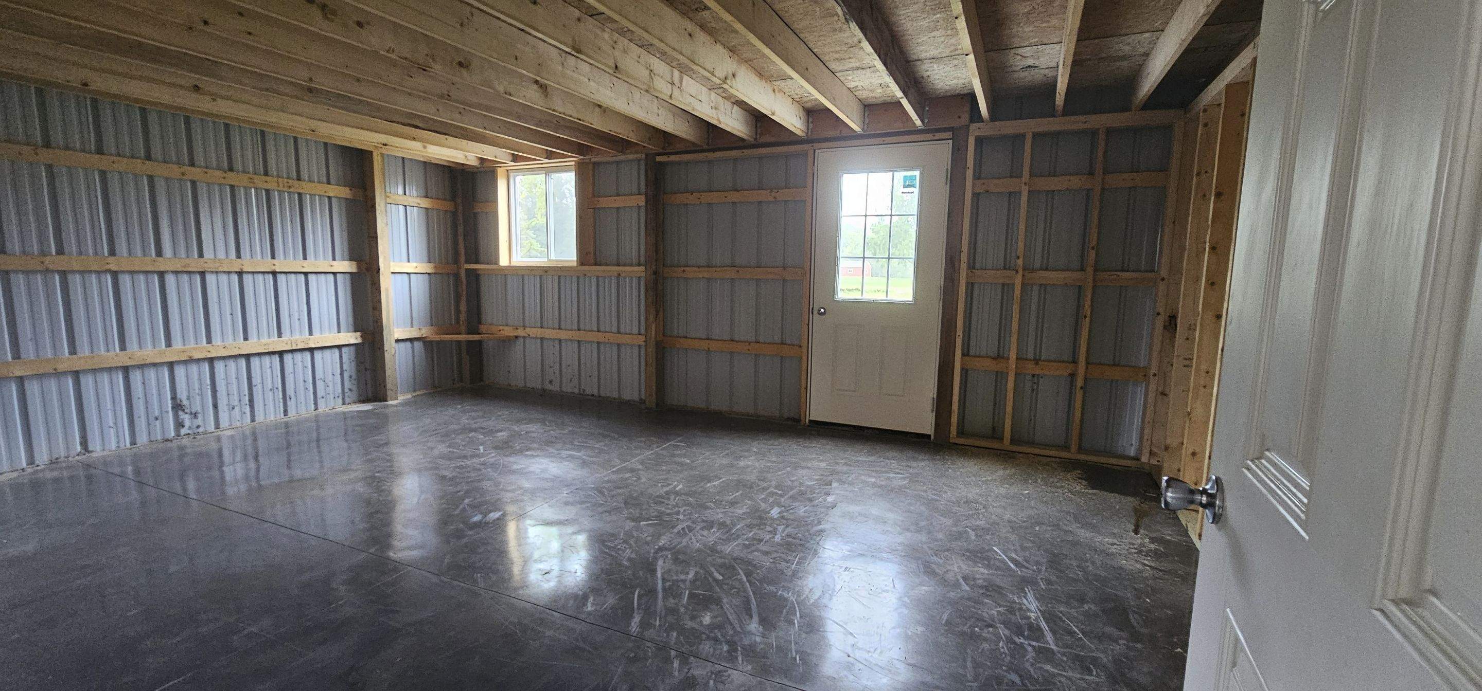 Polebarn  by Horst Custom Homes 