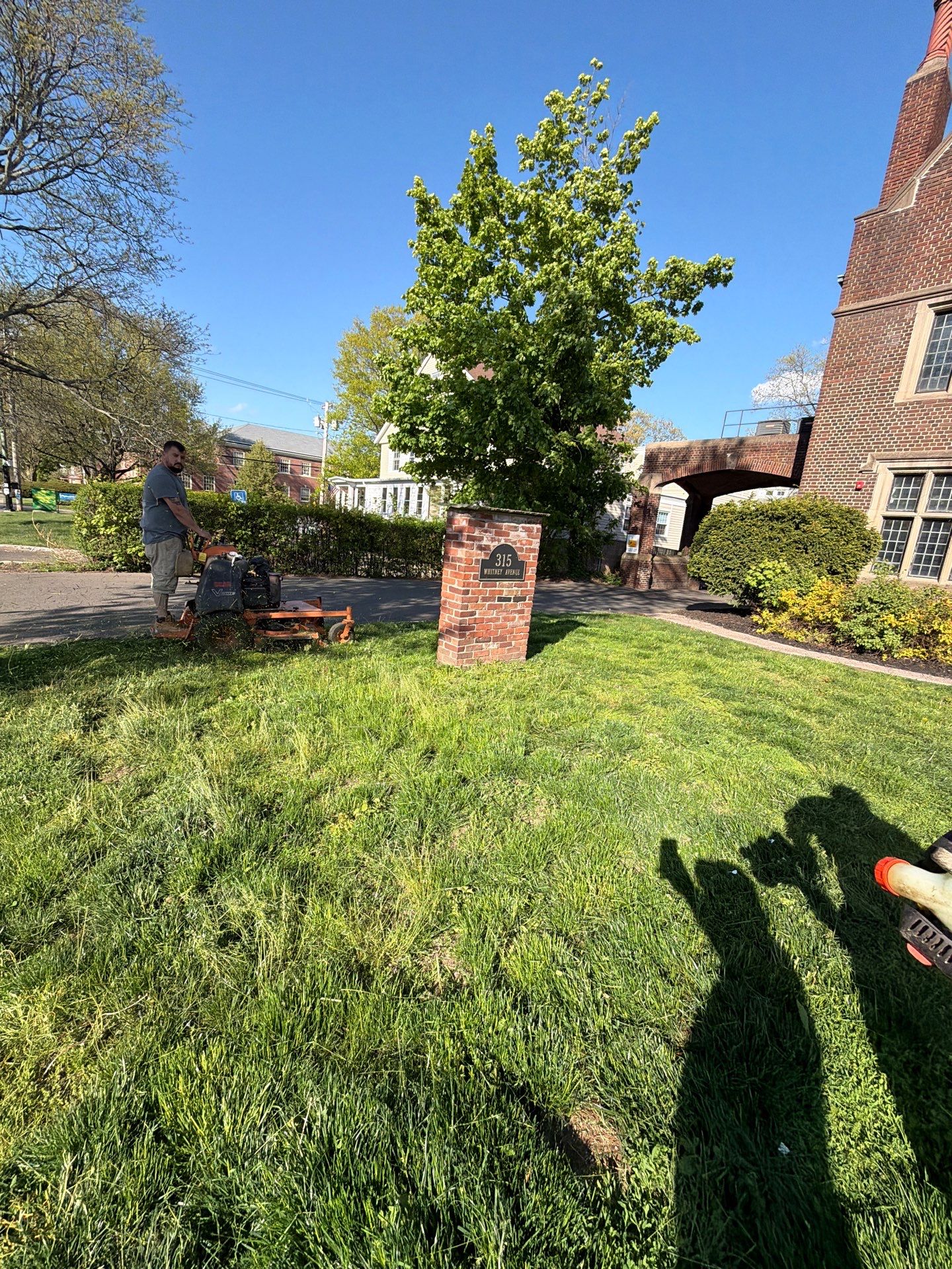 Commercial Mowing and Property Maintenance in New Haven, Connecticut by Diamond Image LLC