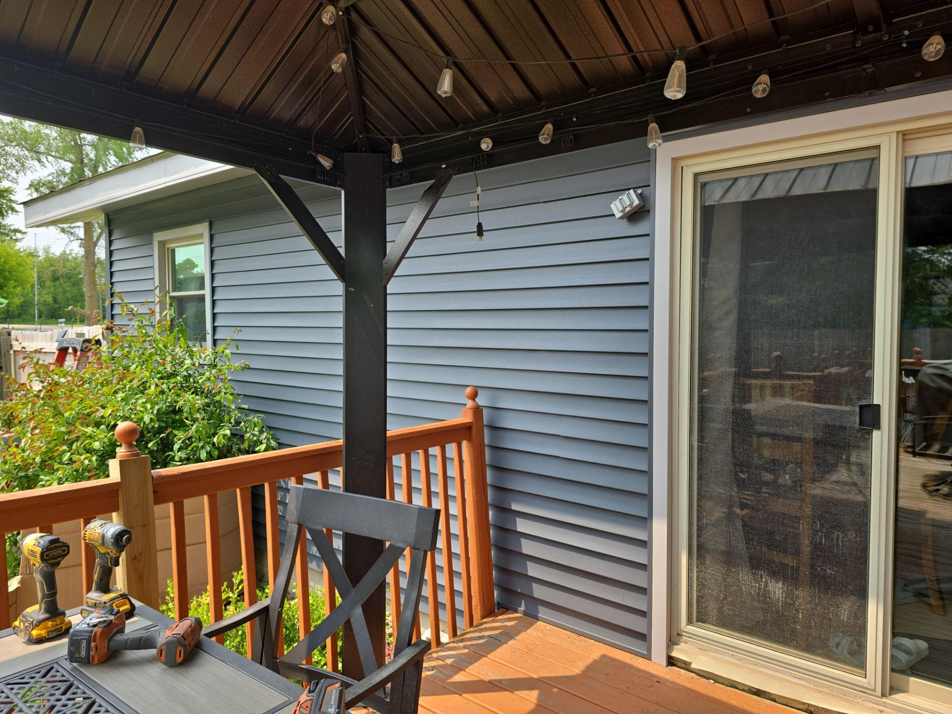 Vinyl Siding by NextWave Construction