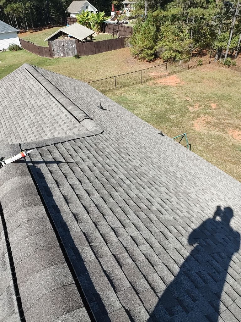 GAF HDZ - Weathered Wood by Elite Roofing LLC