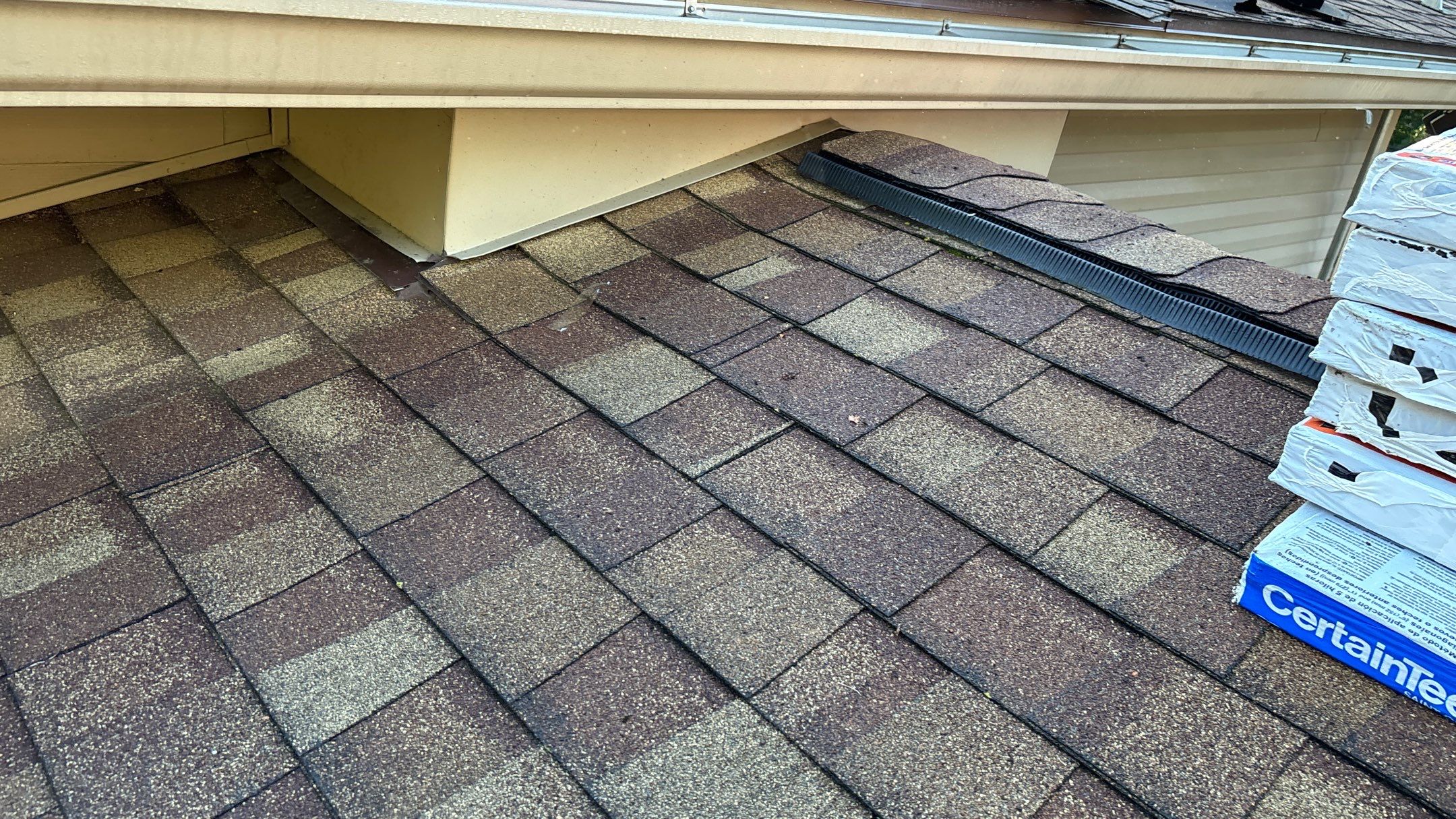 Roof Replacement using CertainTeed Landmark by 180 Contractors