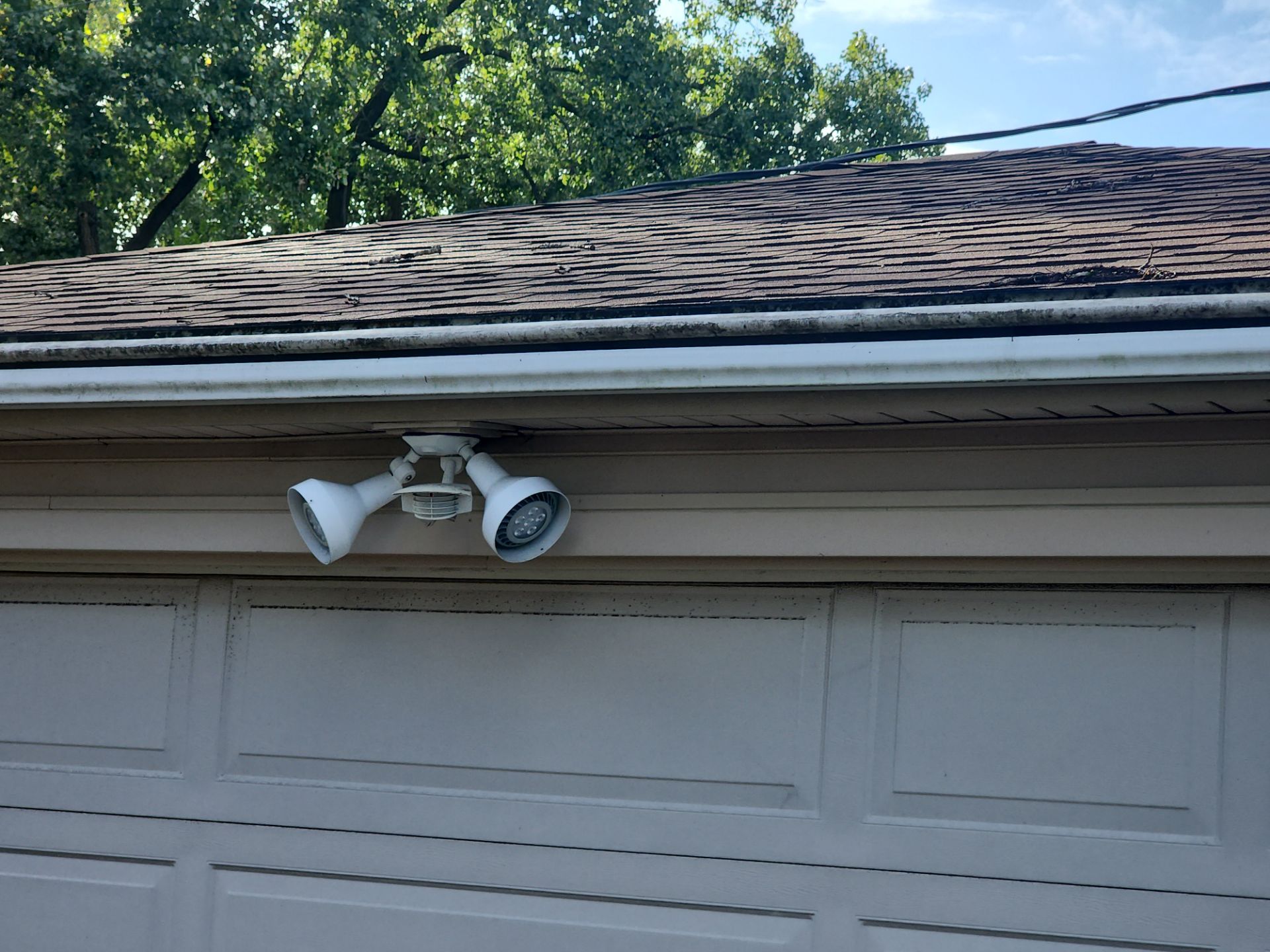 Exterior House, Detached Garage & Window Cleaning by Northern Power Washing LLC.