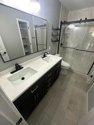 Tub to Walk-in Shower in Buda, Texas