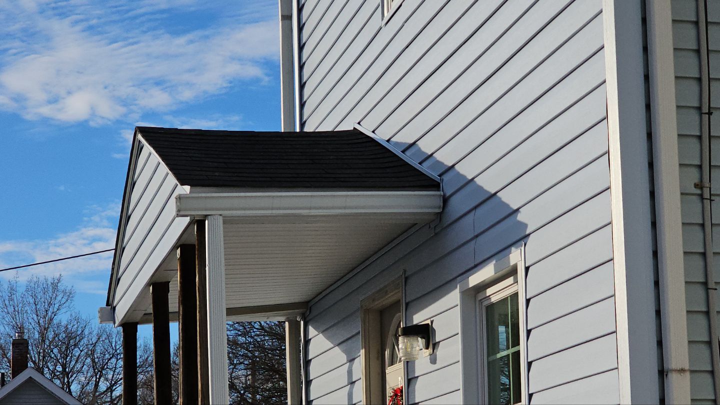 Norandex Cedar Knolls, Color: Smoke by Eagle Eye Roofing