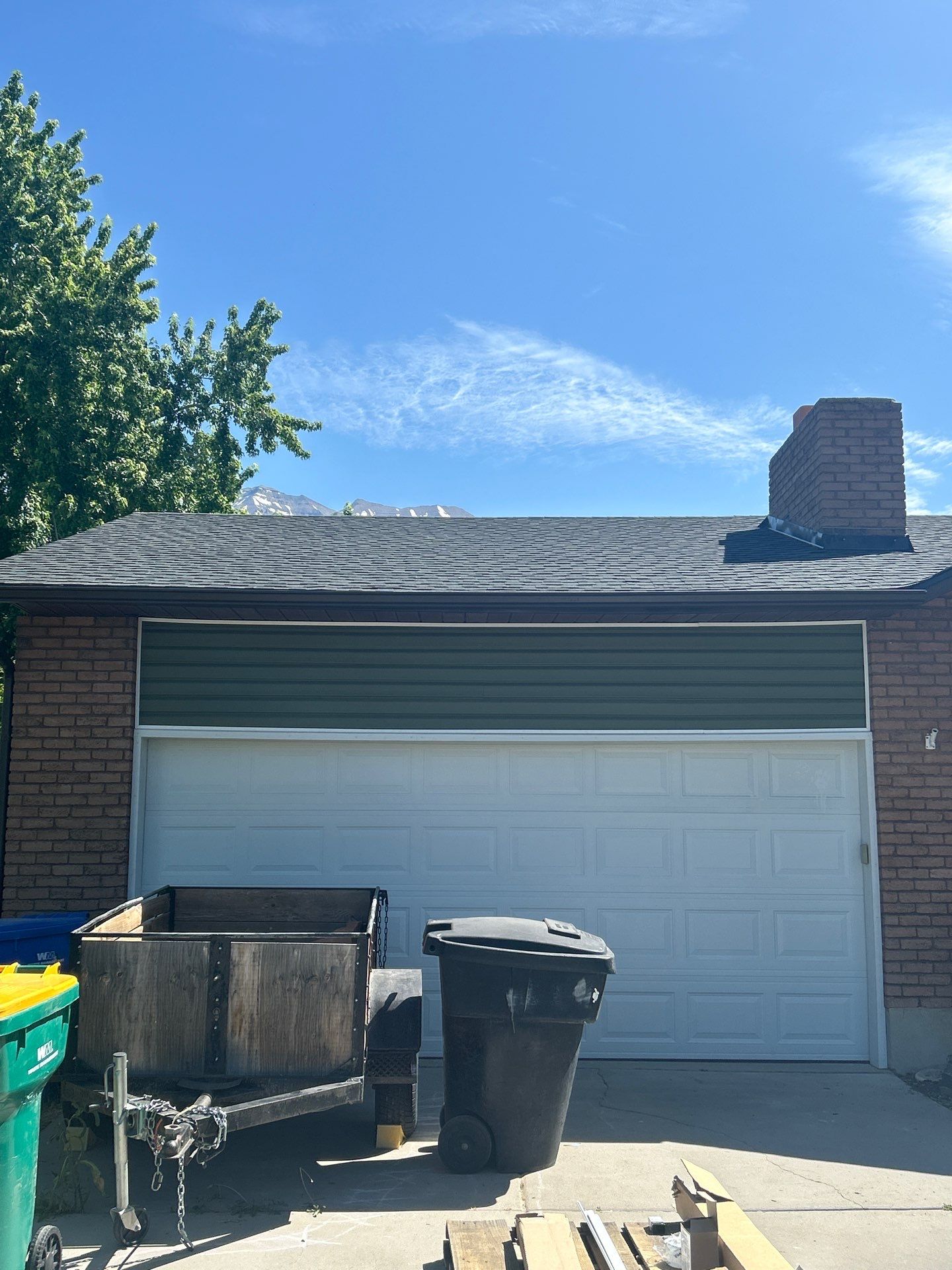 Orem | Premium Vinyl Upgrade & Hardie Accents | Musket Brown & Arctic White by Ideal Siding Utah