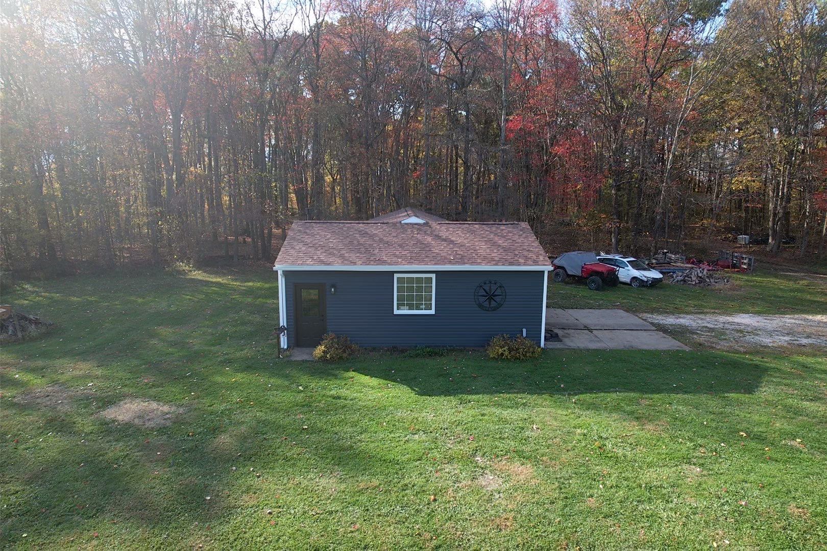 Dellroy Ohio Shingle Roof, Siding and Deck Installation by Pine Ridge Roofing LLC