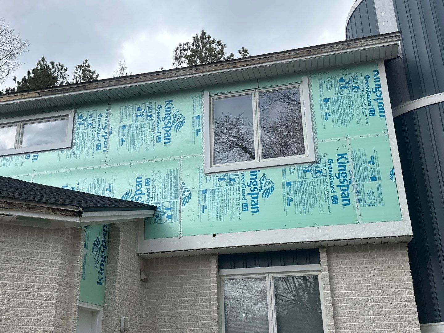 Siding Replacement using Certainteed Monogram D5 Pacific Blue by 180 Contractors