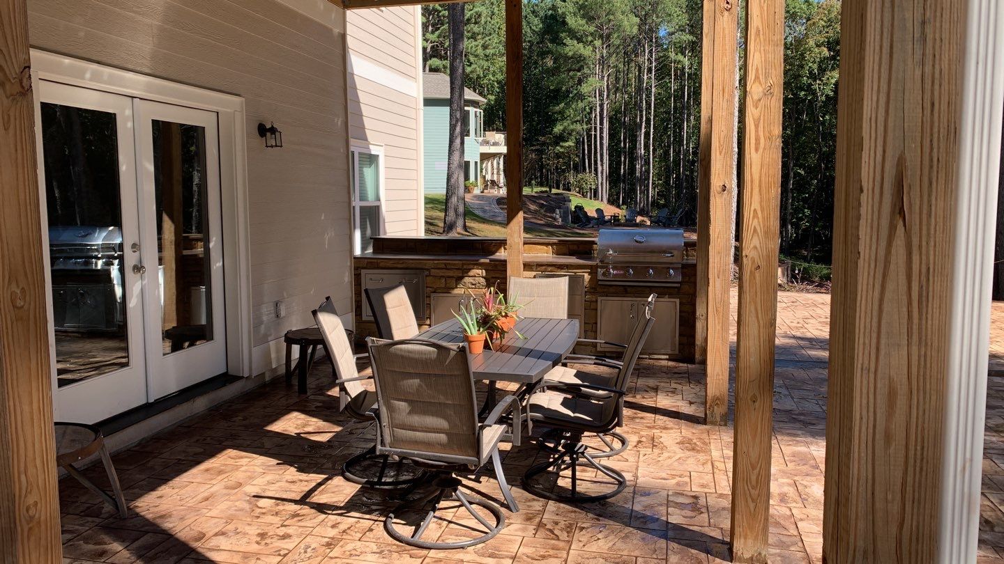 Outdoor Kitchen using Clifrock Panels by Xtreme Concrete Services