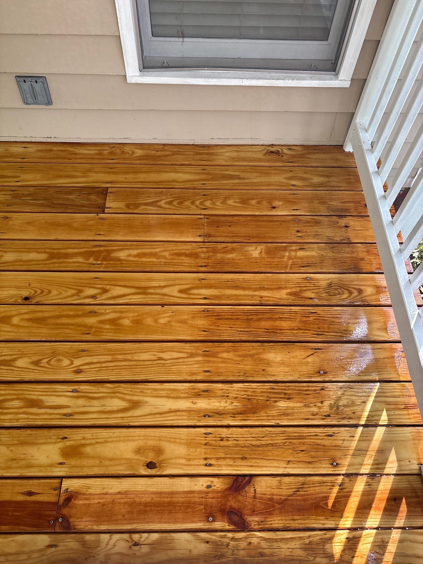 Deck using Wood Sealant by DuraSeal