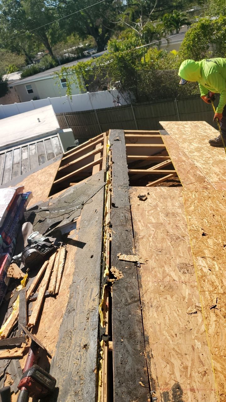 Project in Seminole 33772 by Mitchell Roofing Company LLC 