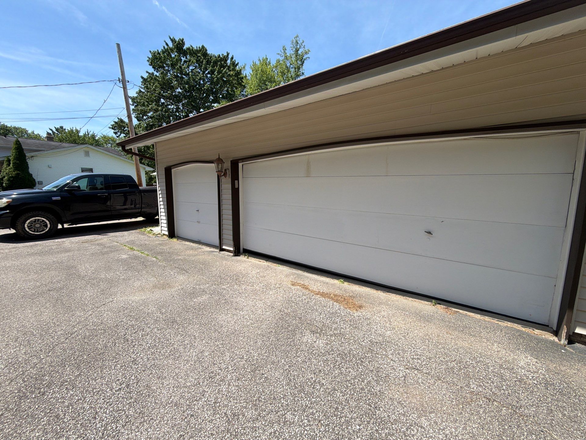 New Garage Doors and Opener Installation in Solon OH by Ohio Garage Door Repair