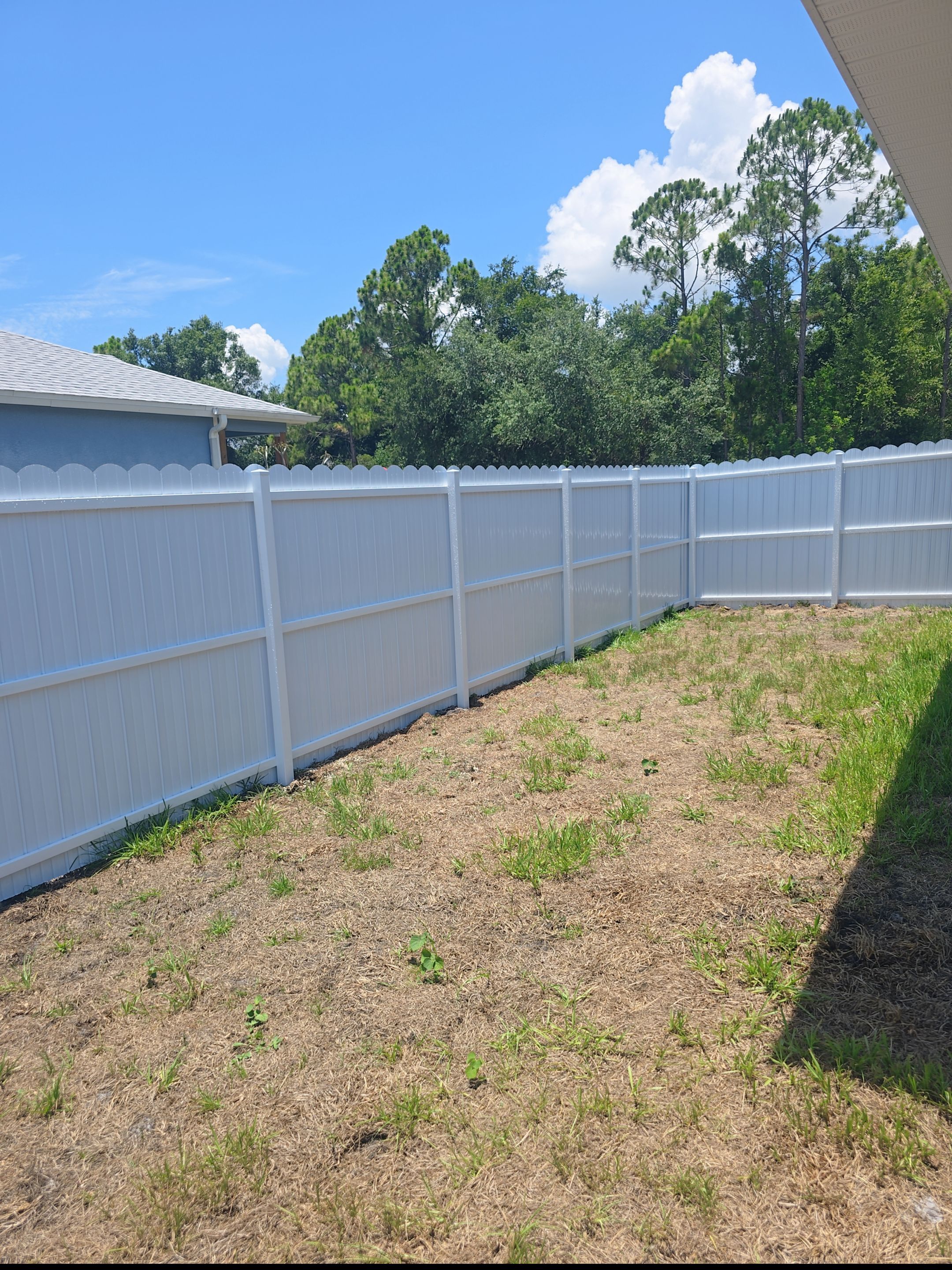 Port Charlotte Residential White Vinyl and Metal Privacy Fence by True Fence LLC