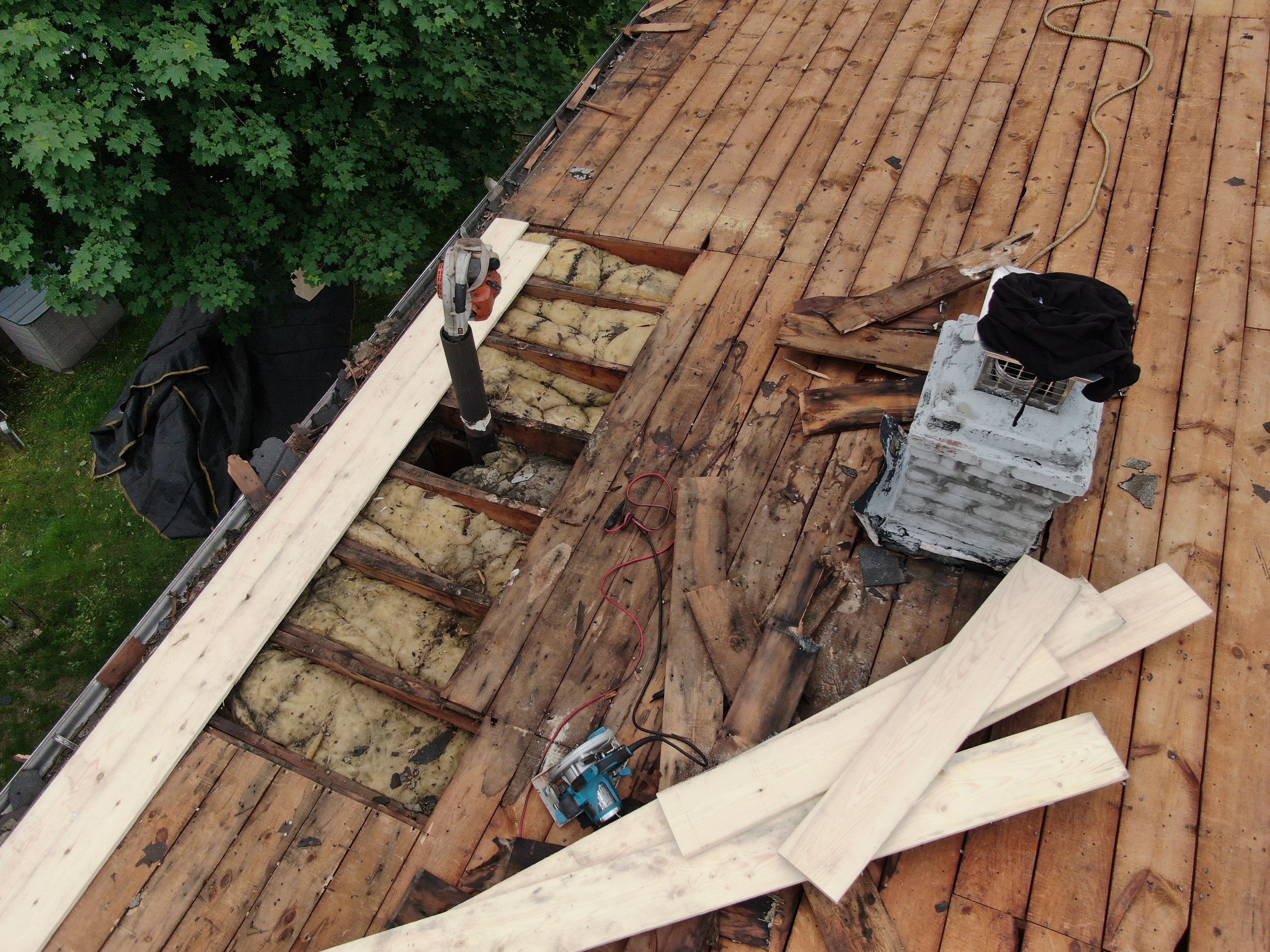 Roof and Flat Roof Membrane Replacement in Lowell, MA by Mighty Dog Roofing of Greater Middlesex County