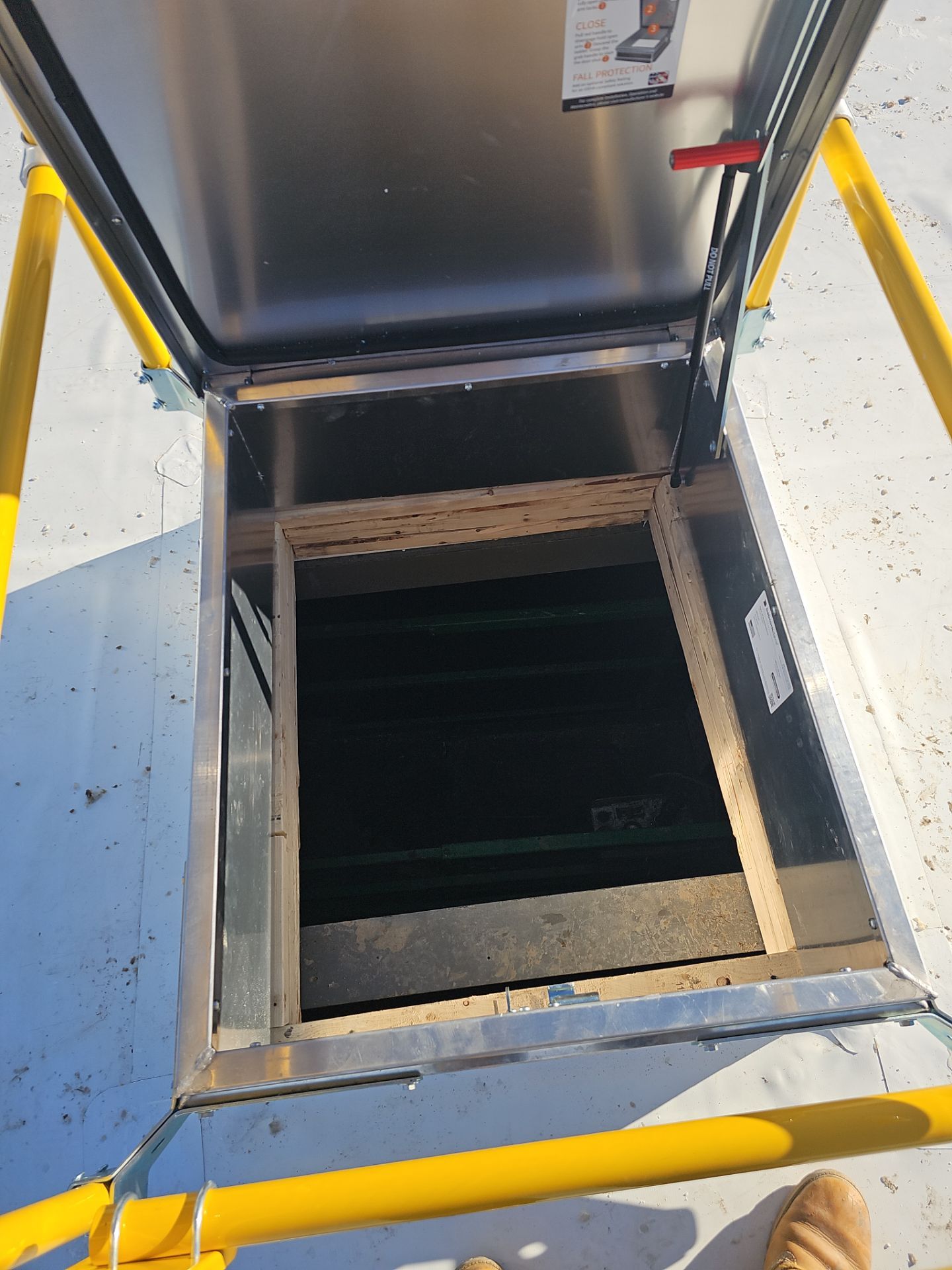 Commercial Roofing Installation using Insulated roof and wall panels by Nitro Roofing and Construction
