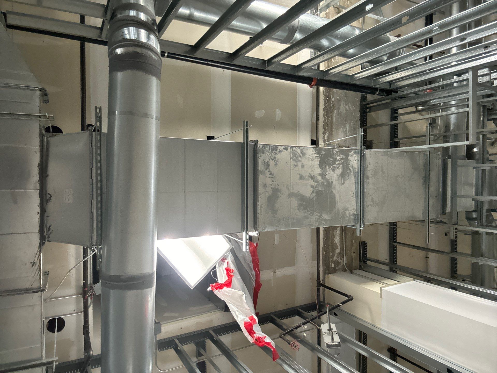 Commercial Duct Intallation by MMDS