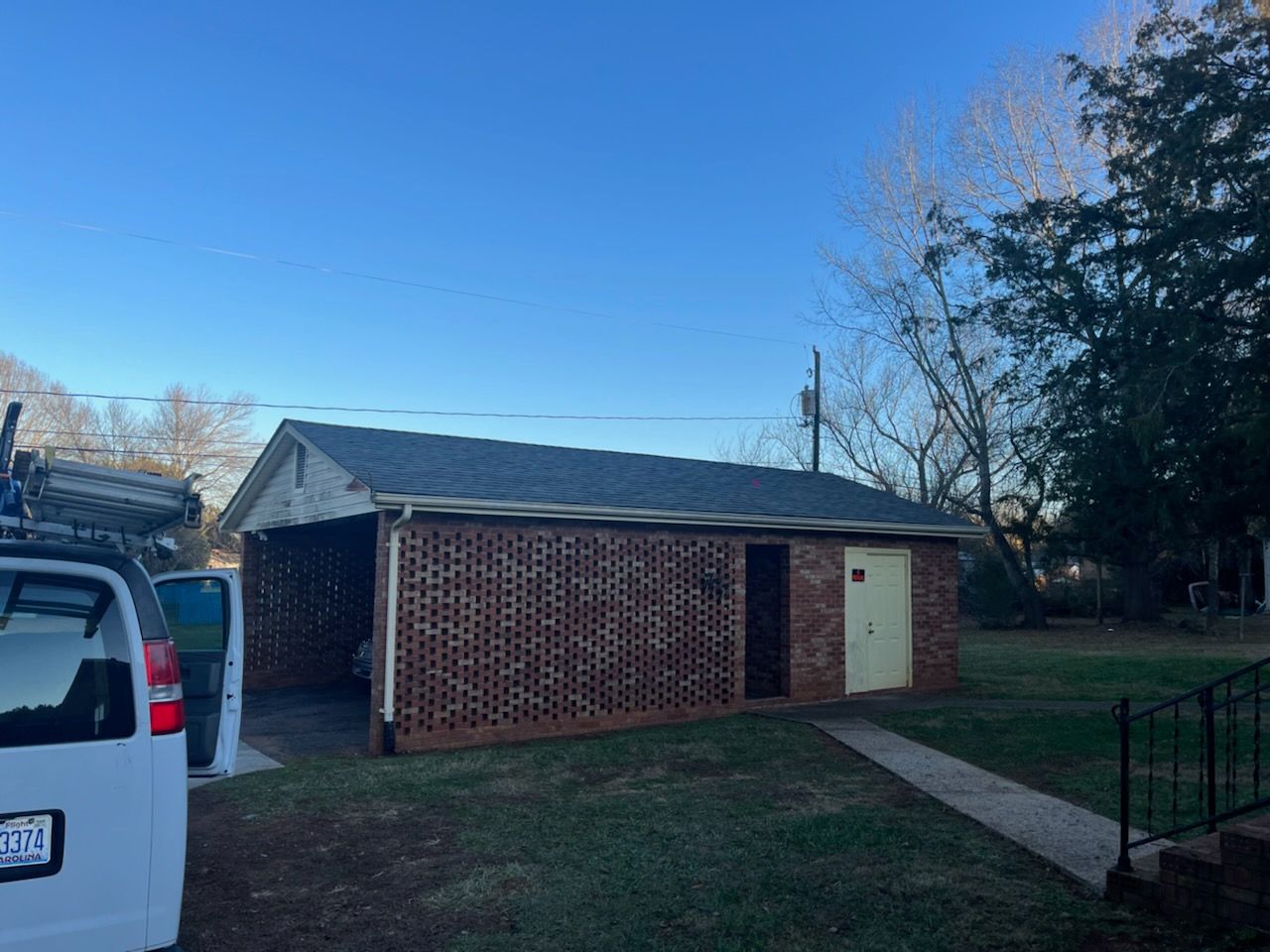 Morgan's Roof by BROCK BUILDERS 