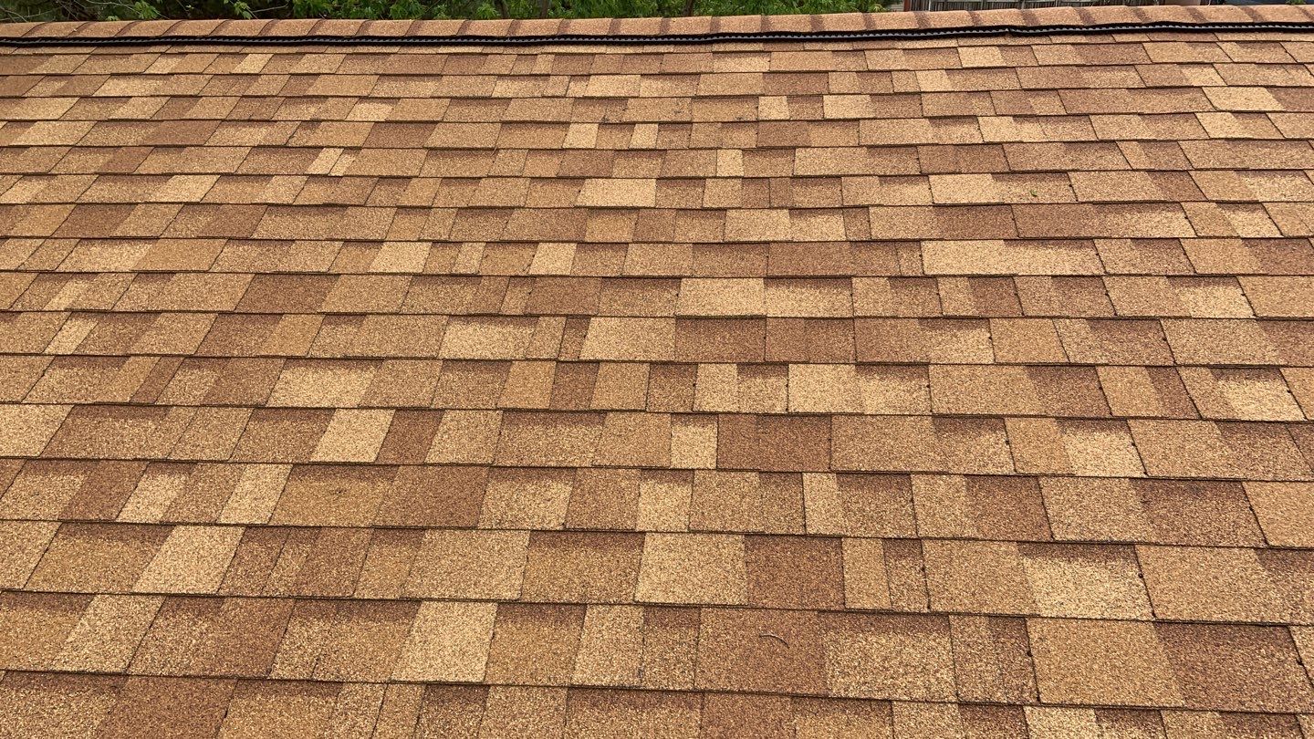 Malarkey Vista - Weathered Wood by White Castle Roofing