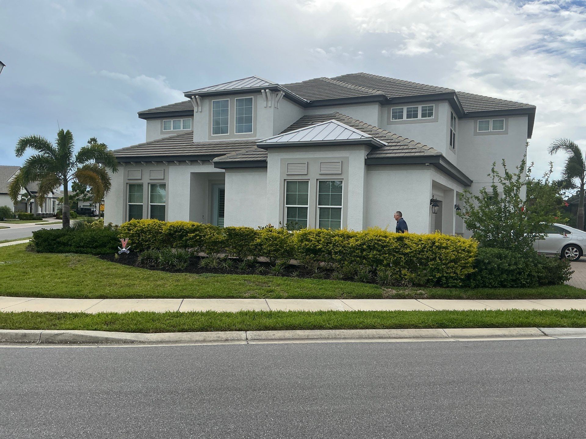 Bronze 7inch Gutter Installation in Sarasota FL by Gutter Professors