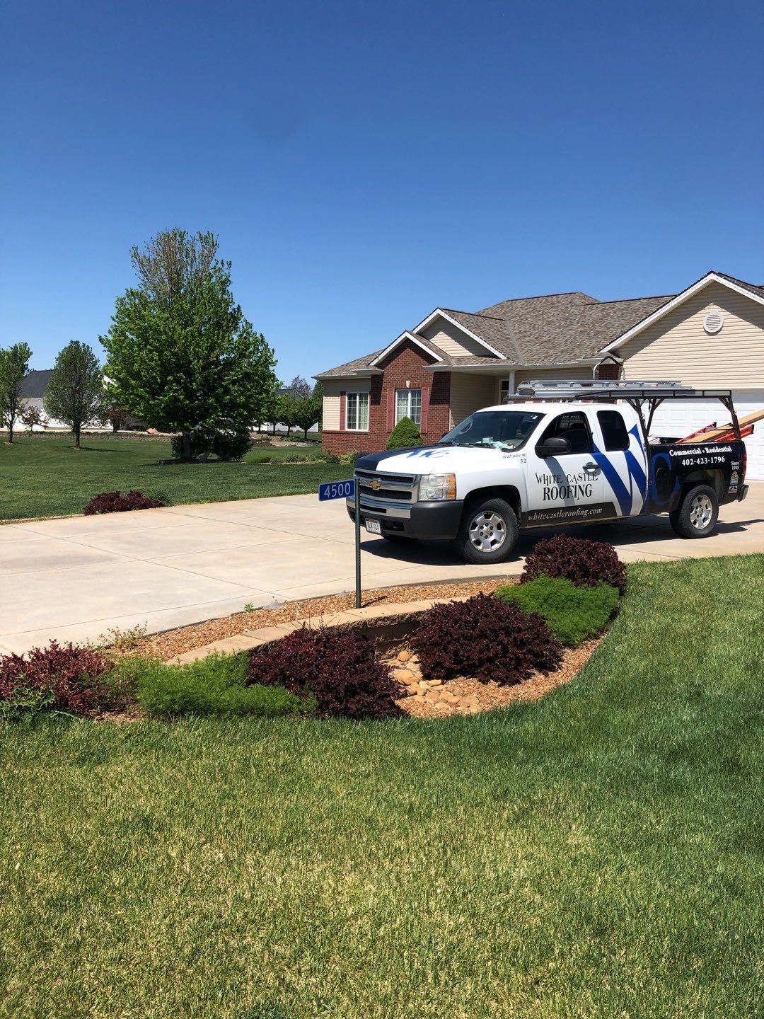 Residential Re-Roof using Landmark Shingles by White Castle Roofing