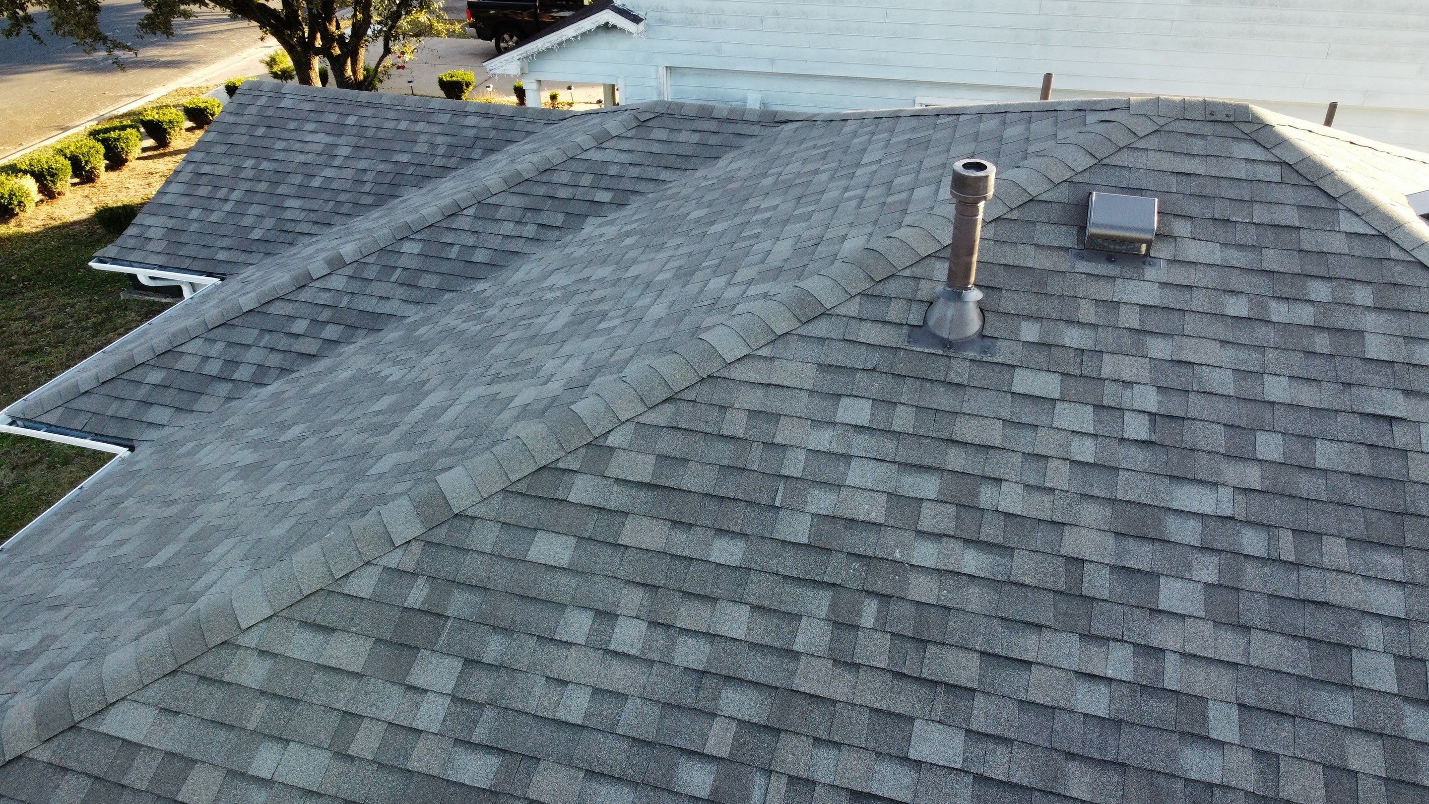 Residential Roofing Installation using Owens Corning Oakridge by Kstylez Roofing & Construction