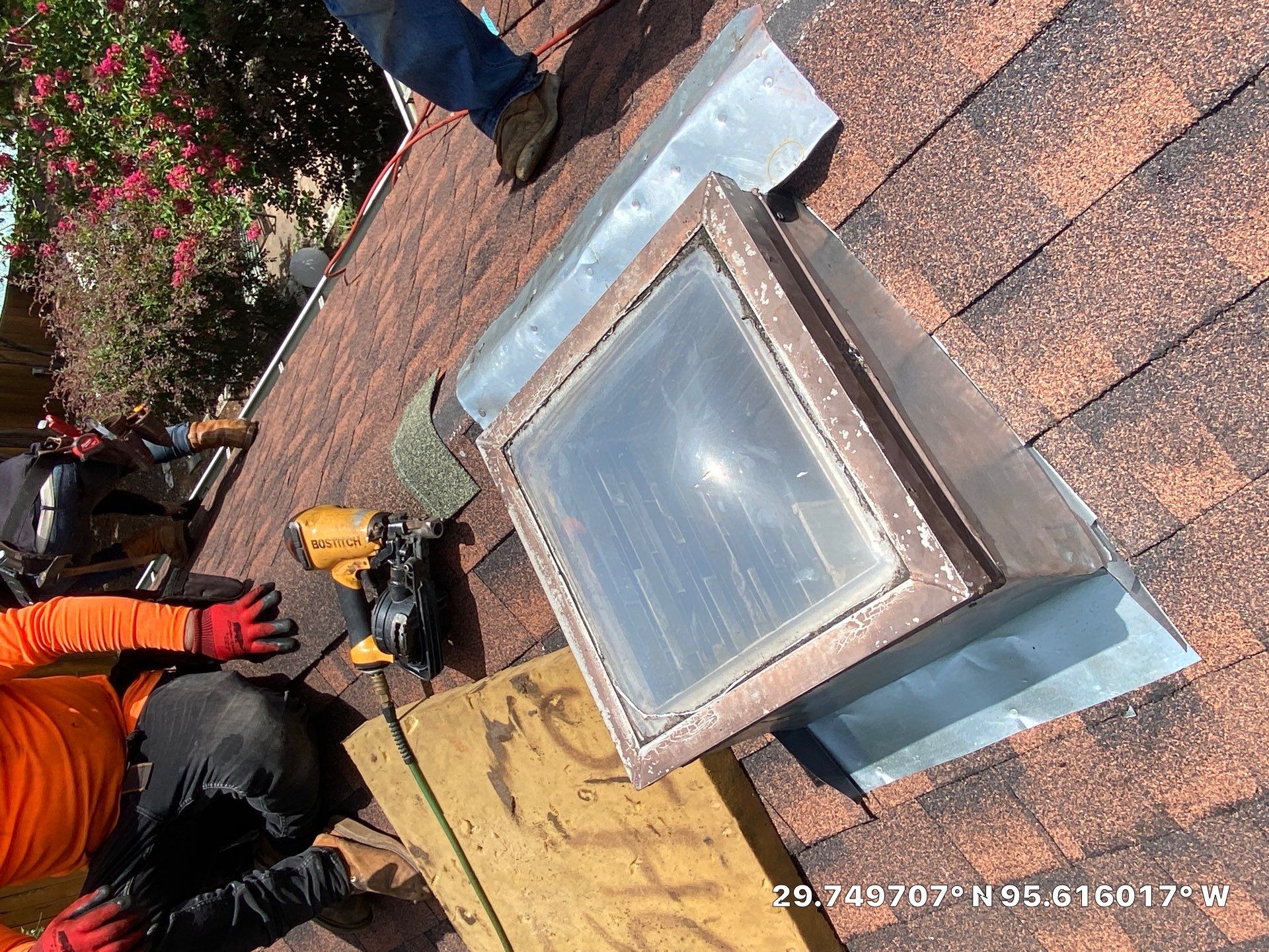 Roof Replacement Houston by Roof Repair Company