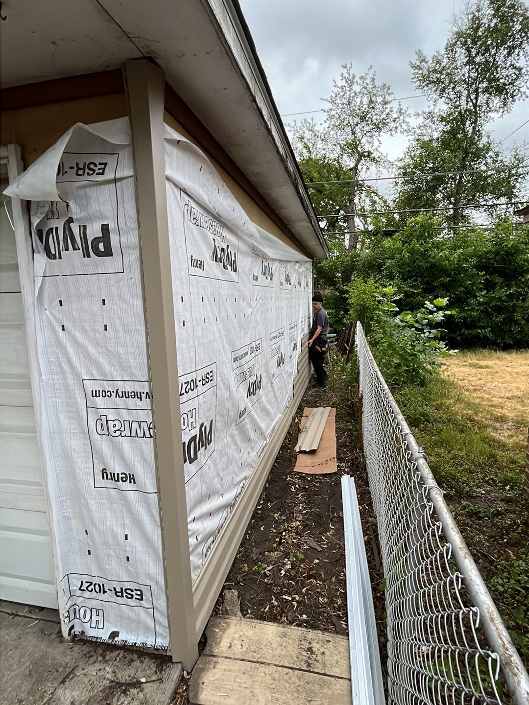 Siding Repair by G2