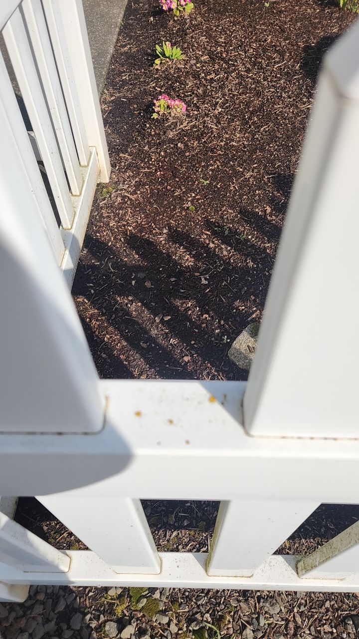 Vinyl Fence Wash using Soft wash solution by Willamette Outdoor Wash LLC