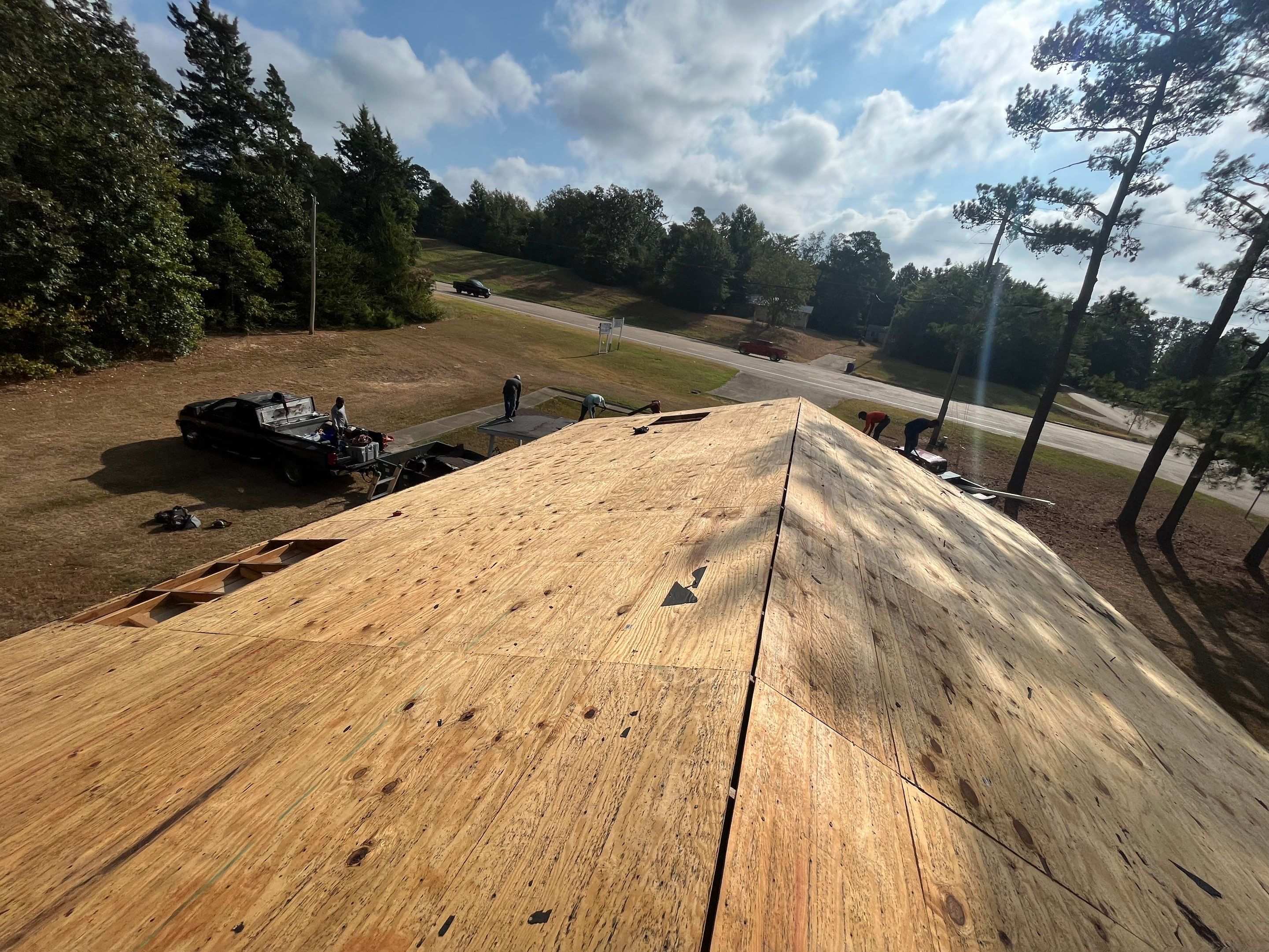 Commercial Metal Installation using Reed's Metals: 29 GA. Colored Commercial Panel by Hostetler Roofing