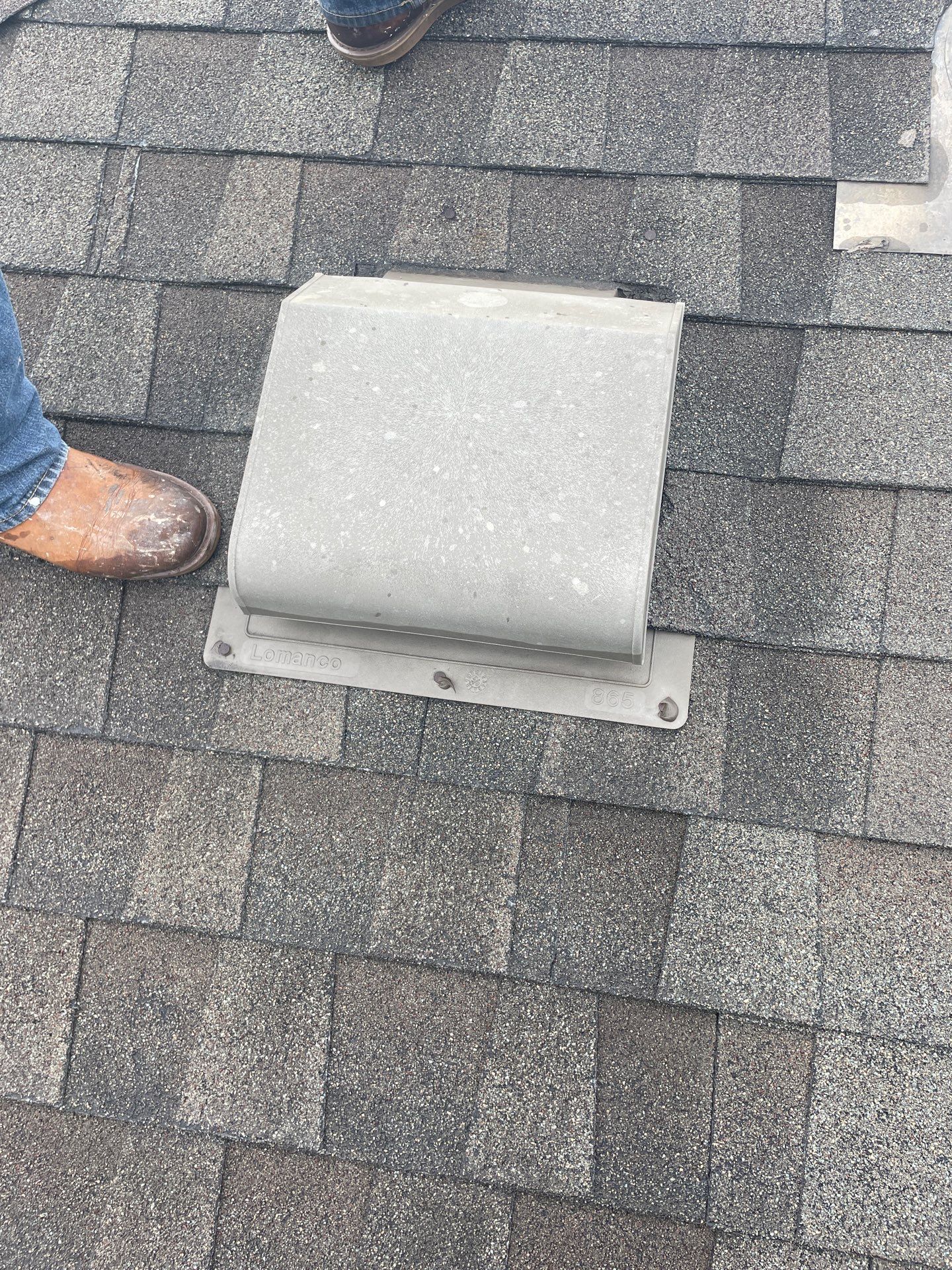 Hail Damage using Owen's Corning Duration (Lifetime) Shingles by Roof Repair Company