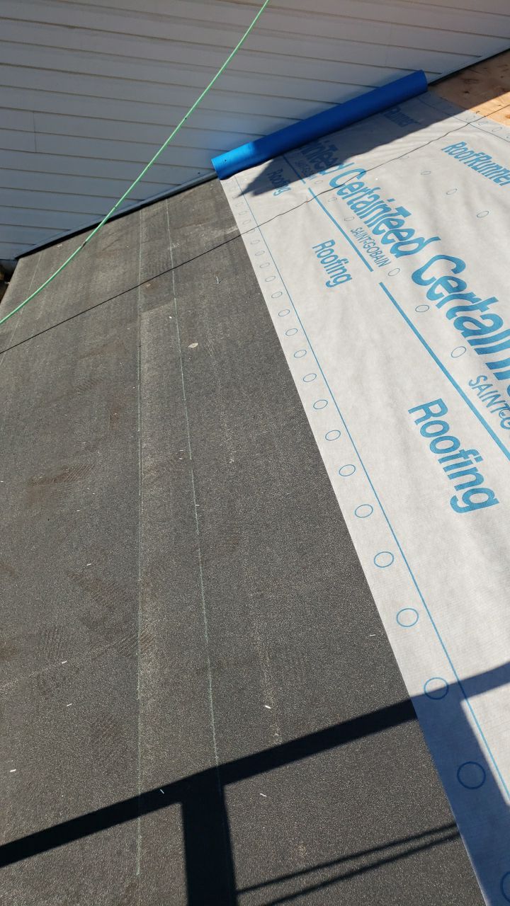 Springfield: CertainTeed Landmark Designer Shingles in Burnt Sienna by RM Banning, Inc.