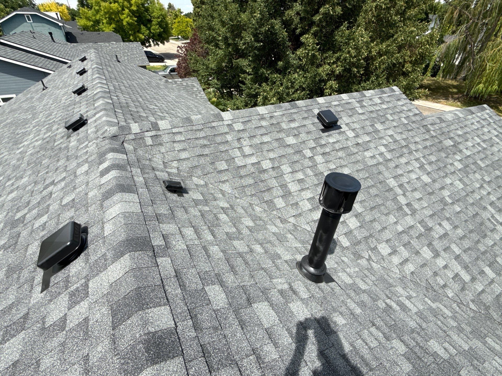 Full Residential Roof Replacement in Kuna Featuring Architectural Shingles by Olive Roofing