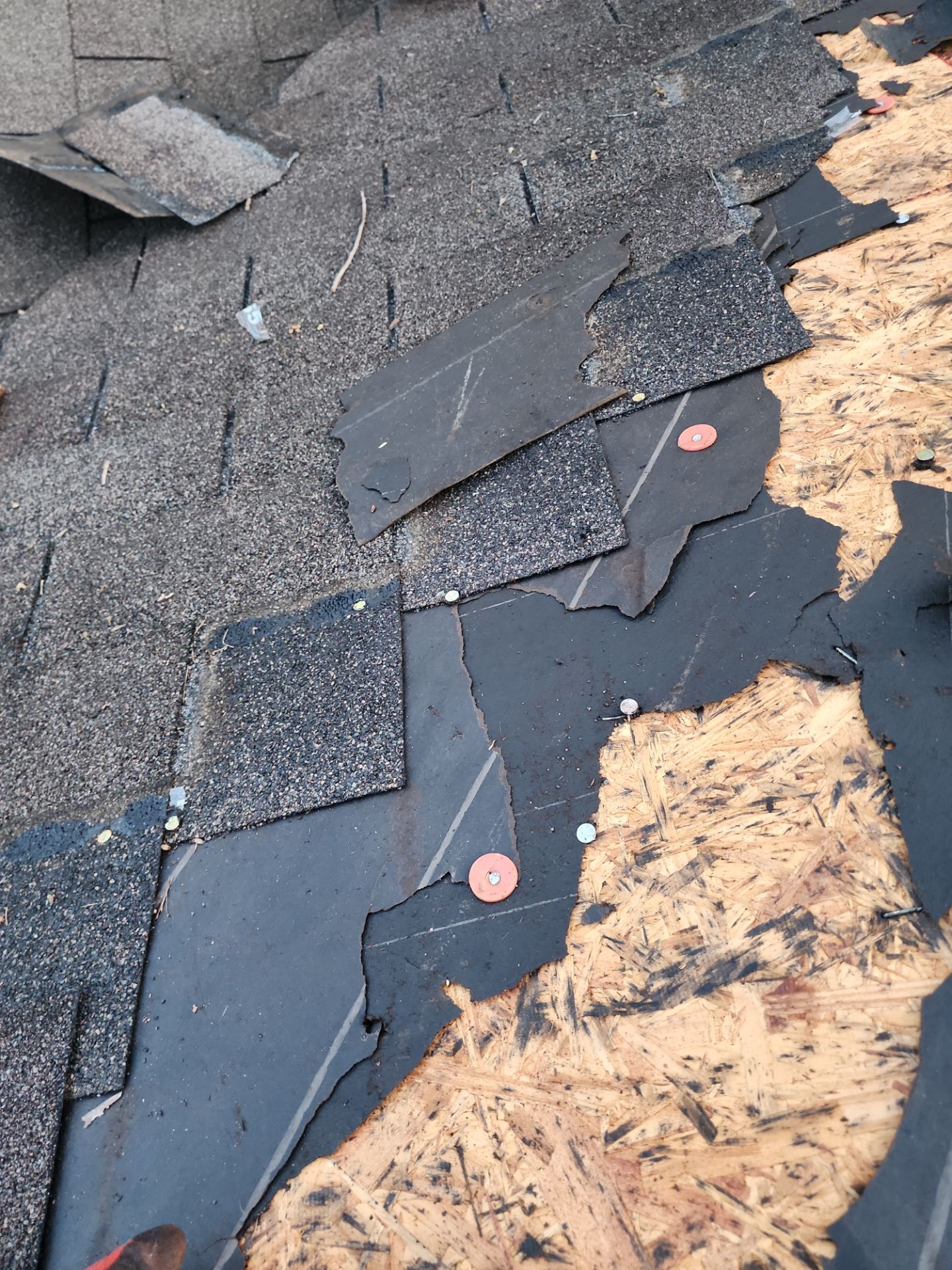 Residential Roofing Installation using Owen's Corning Duration (Lifetime) Shingles by Roof Repair Company