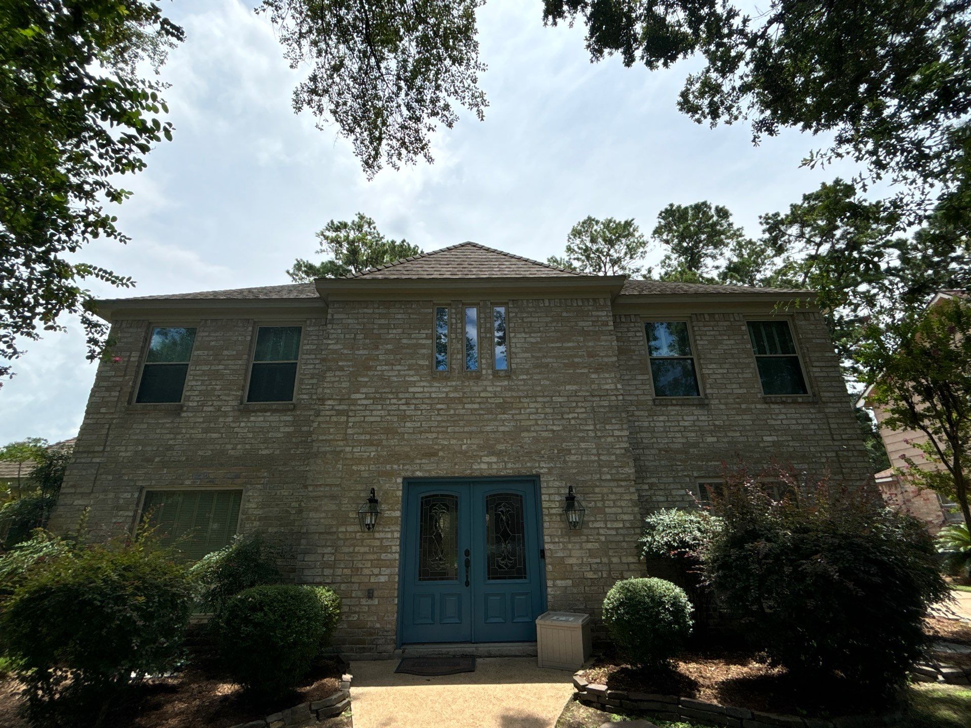 Hail Damage using Owen's Corning Duration (Lifetime) Shingles by Roof Repair Company