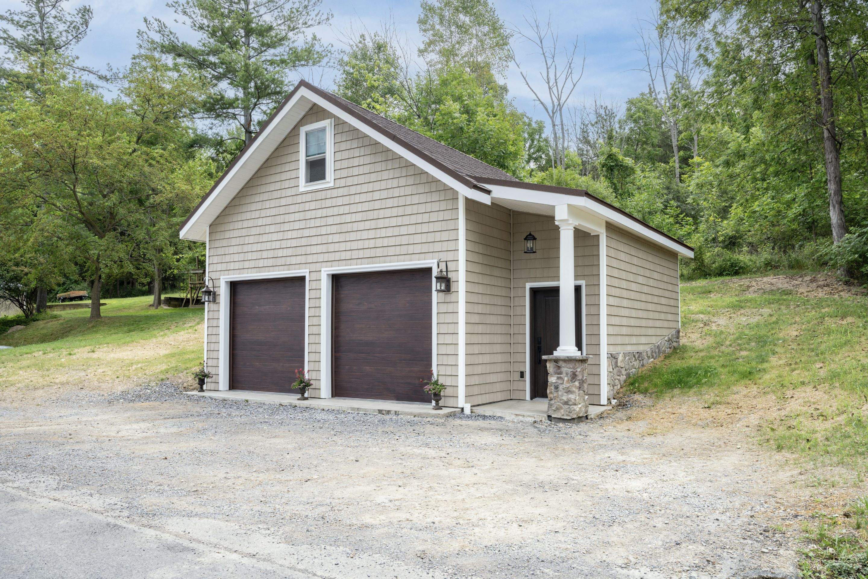 Sarah Utter  by Horst Custom Homes 