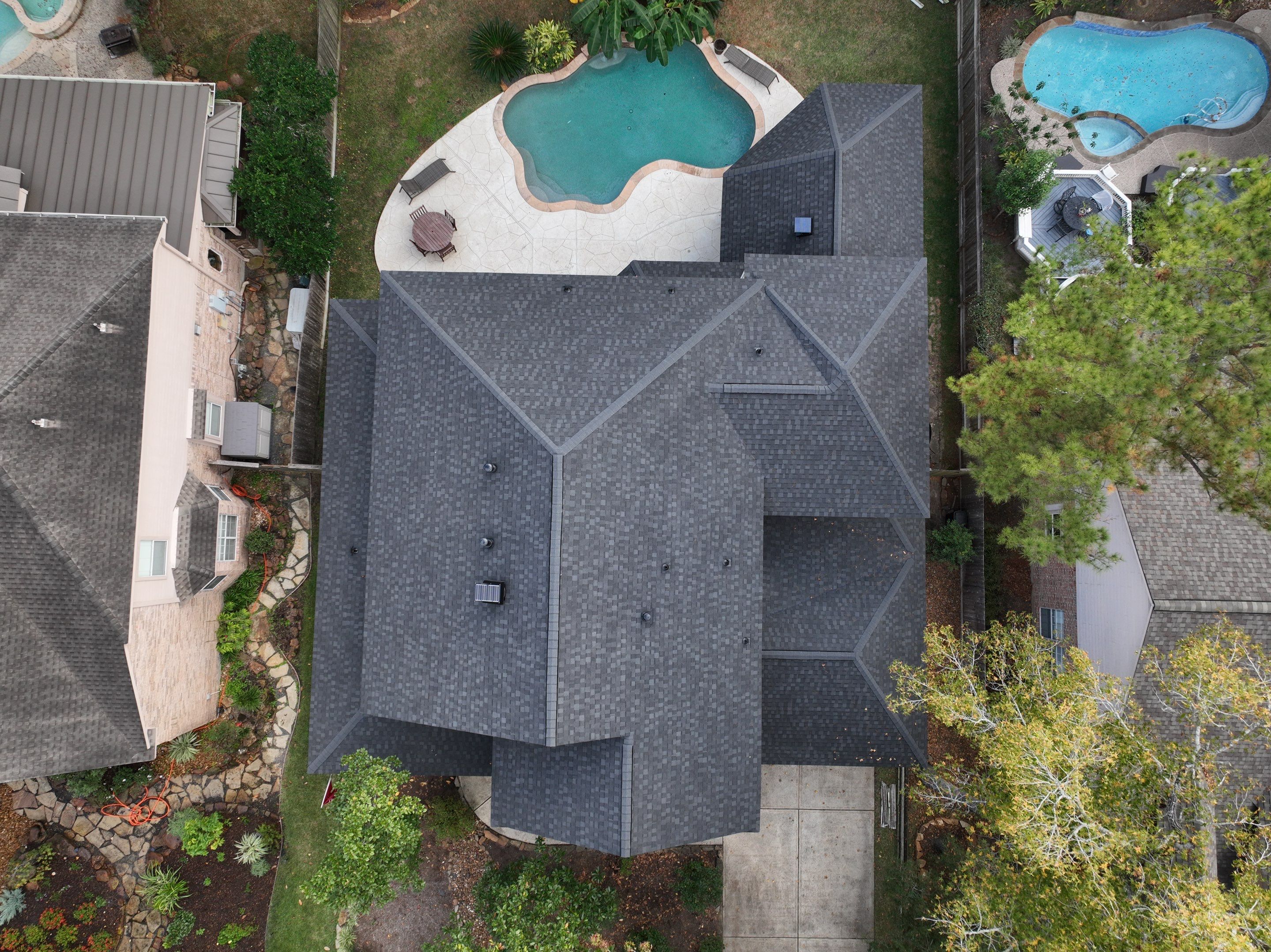 Tamko Titan XT - Rustic Black - High Profile Hip & Ridge by Roof Concepts Construction